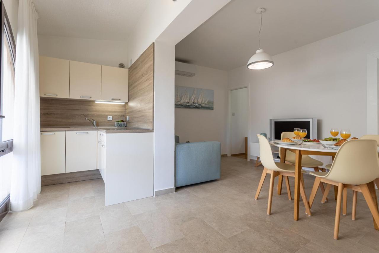 Apartments House Barbara 2 Kornić 外观 照片
