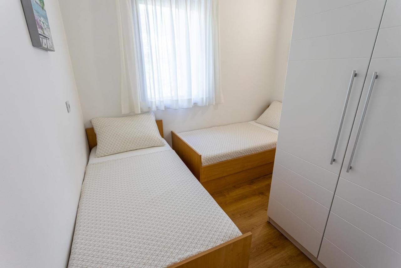 Apartments House Barbara 2 Kornić 外观 照片