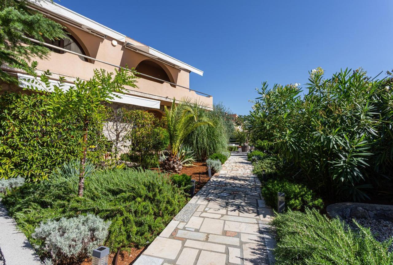 Apartments House Barbara 2 Kornić 外观 照片